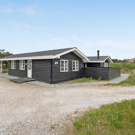 度假居 Three-bedroom In *